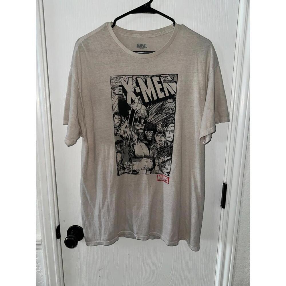 Marvel X-Men Newsprint Style Comic Wolverine Shirt -Size Large